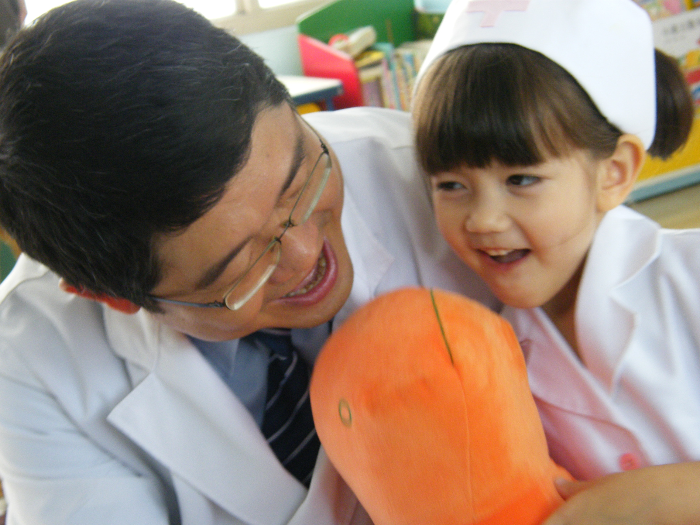 舒潔小護士Ella和醫生