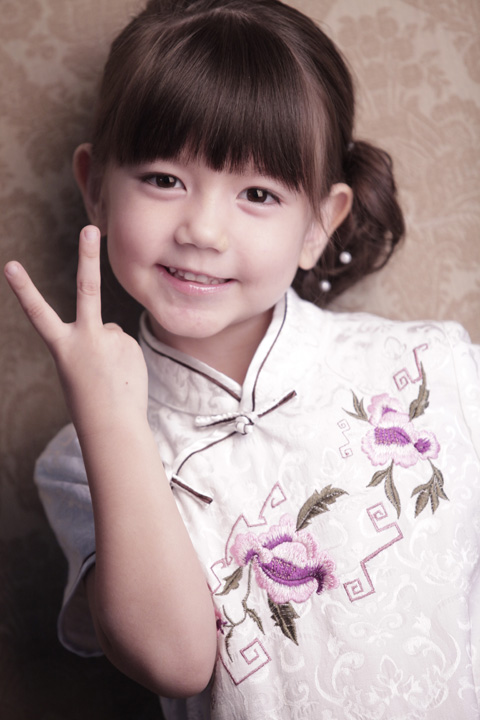 Ella統一多多星的宣傳照11