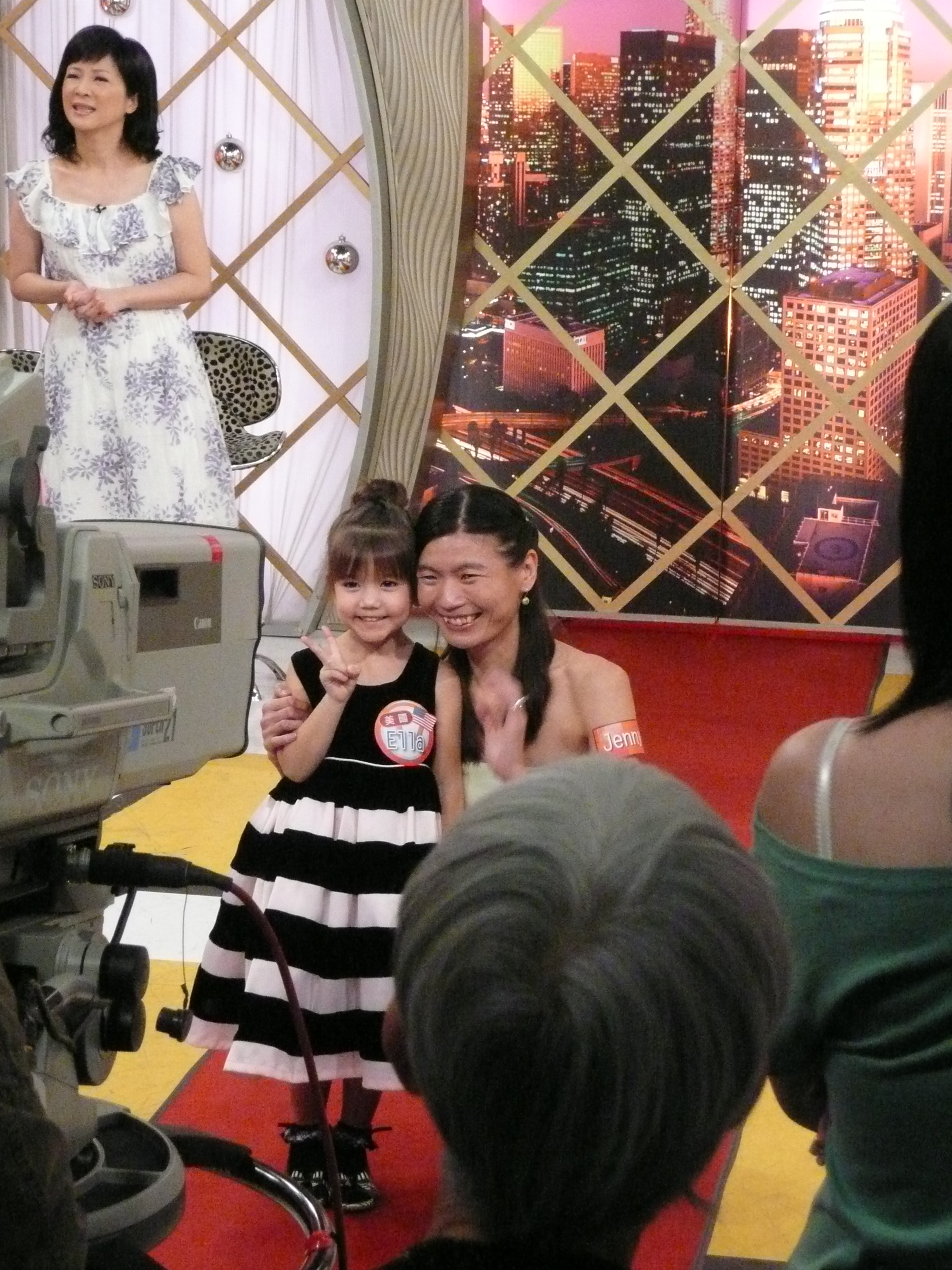 Ella's first appearence on TV - 今晚誰當家