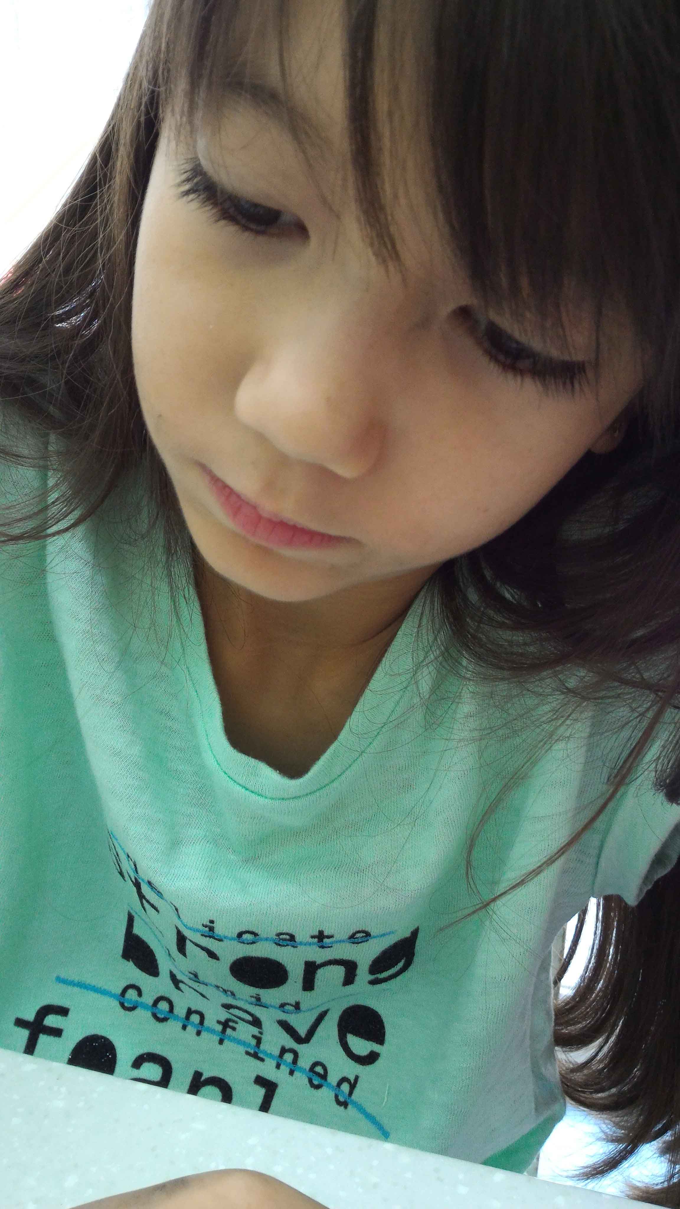 Ella吳若瑄 GapKidsXED 穿搭 Creative