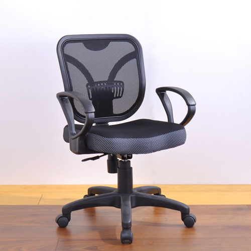 坐墊加厚網布扶手電腦椅: https://www.etmall.com.tw/mredirect?url=https%3A%2F%2Fwww.etmall.com.tw%2Fi%2F5896364%3Feud%3DFtr5XGp6%26eudSocialType%3D1%26openExternalBrowser%3D1