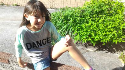 Ella吳若瑄 GapKidsXED 穿搭 Dance