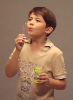 Owen 吹泡泡 - Acer Aspire Laptop