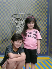 歐文(Owen), 吳文瑄和Ella(吳若瑄）的Fido Dido 平面廣告